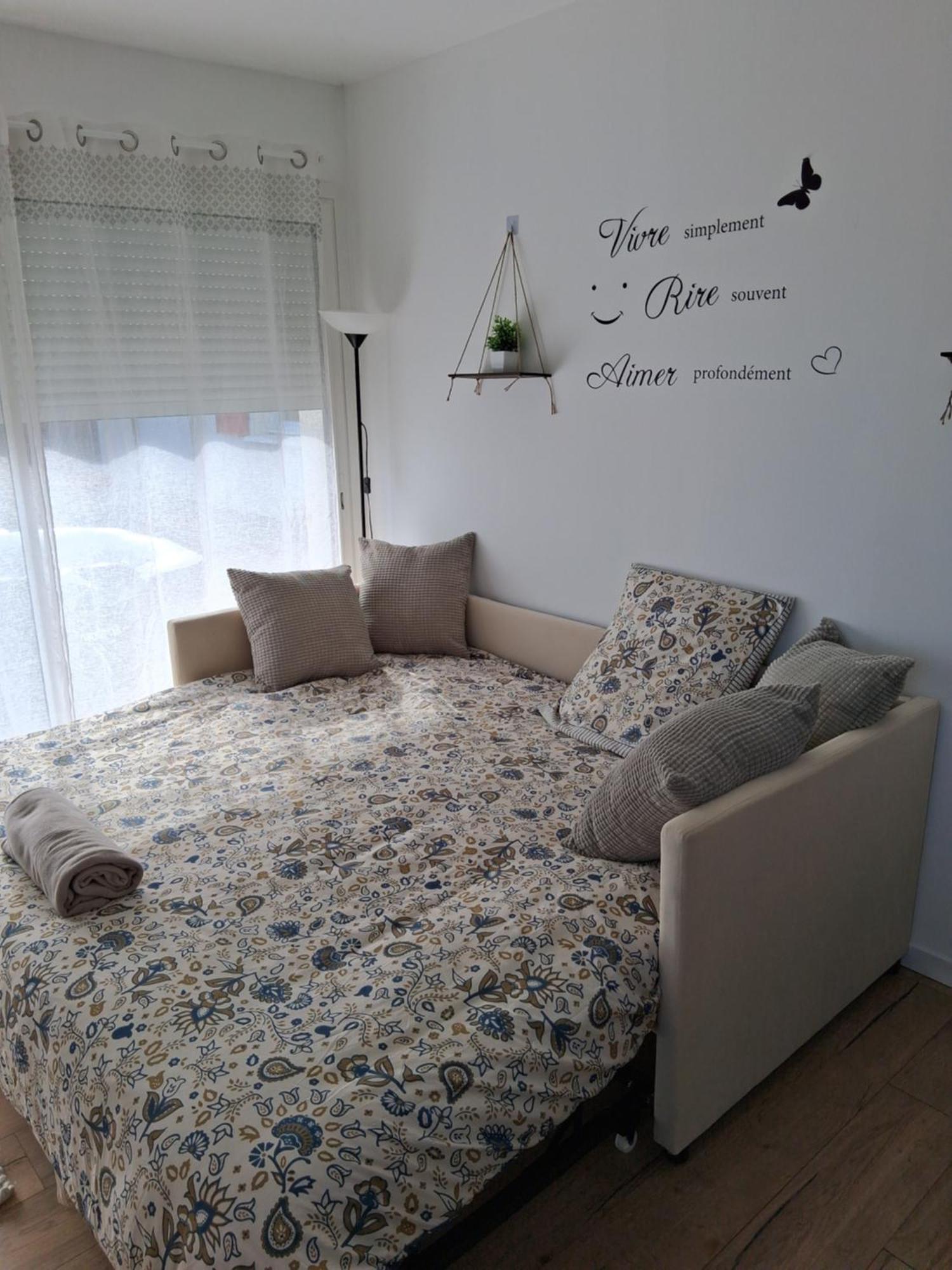 Stud'Home Gestas Екстериор снимка